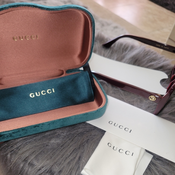 Gucci Authentic Oversized GG0328S Burgundy Sunglasses - Picture 8 of 10